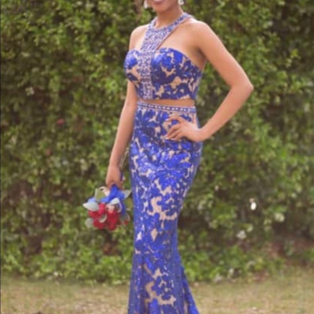 Prom Dress - Picture 2 of 2